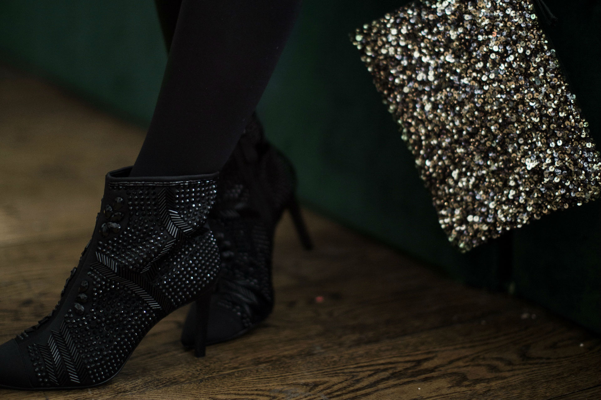 theannaedit-next-christmas-party-updates-next-day-delivery-november-2016-8