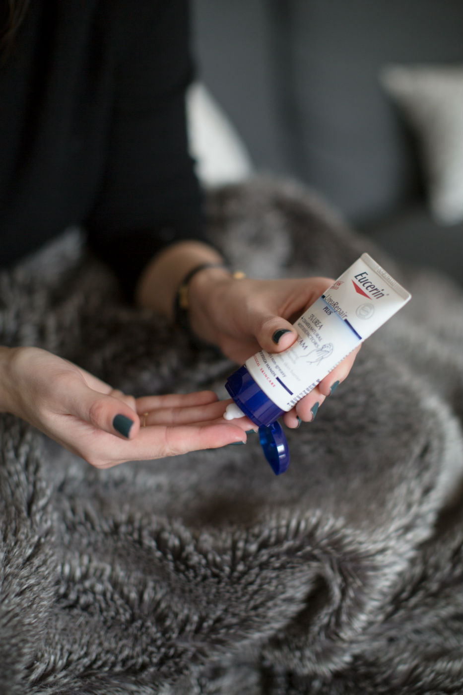 theannaedit-cosy-night-routine-eucerin-9