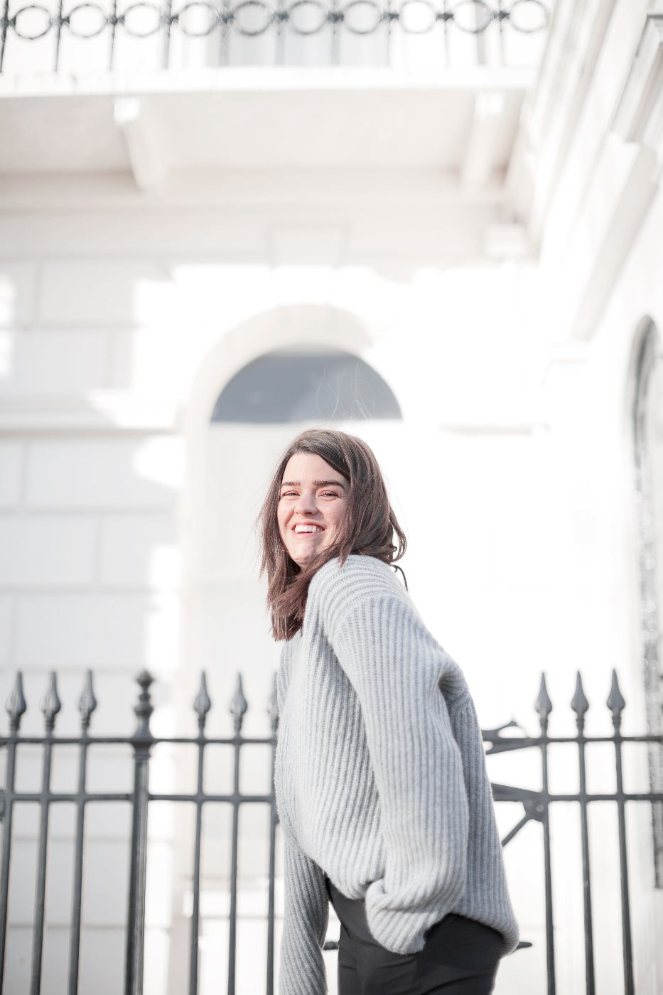 how to wear white pants to the office work appropriate - See (Anna