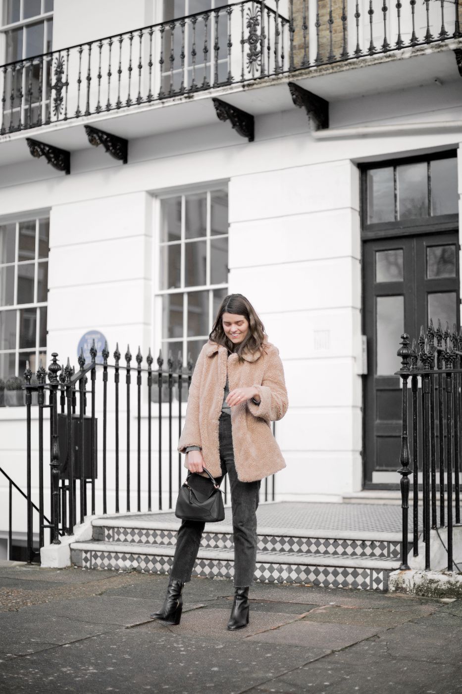 Teddy Coat Outfit - STYLETHEGIRL