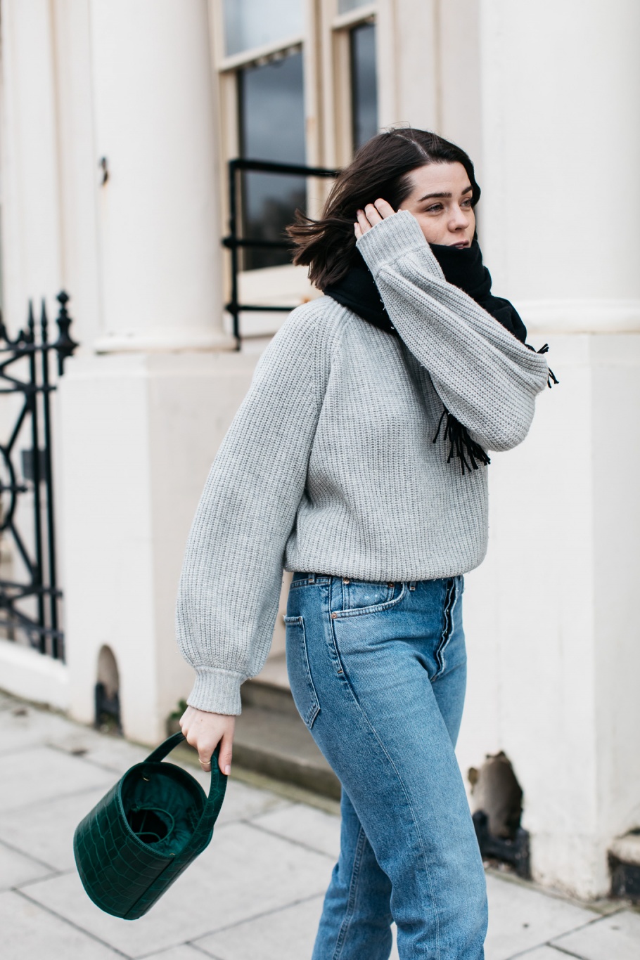Buy The Chunkiest Knit You Can Find: Wear It All Winter – The Anna Edit